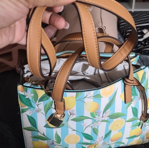 Just Fab Heals Size 11 & Handbag Set NWOT - Picture 7 of 9